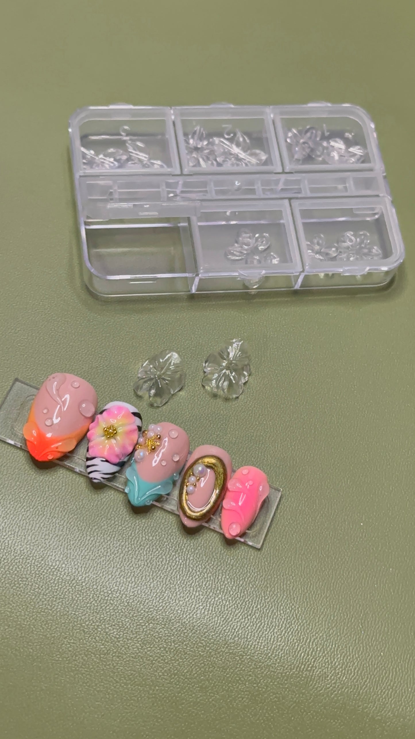 Clear Pre-Made Flowers(Handmade)