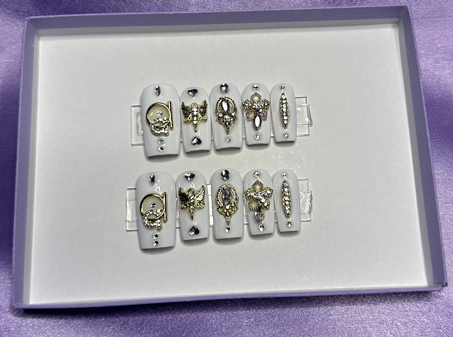‘White Treasures’ Size: X-Large(RTS)