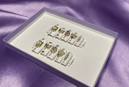 ‘White Treasures’ Size: X-Large(RTS)