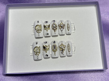 ‘White Treasures’ Size: X-Large(RTS)